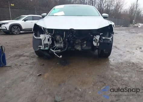 2015 Volkswagen Passat 2.0L Tdi Se z USA, uszkodzony, nr VIN 1VWBV7A3XFC074834